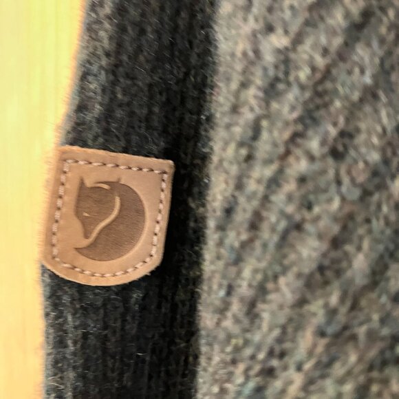 Fjallraven Mens Greenland Re-Wool Cardigan Size Small Green Olive FA EXC - Picture 10 of 12